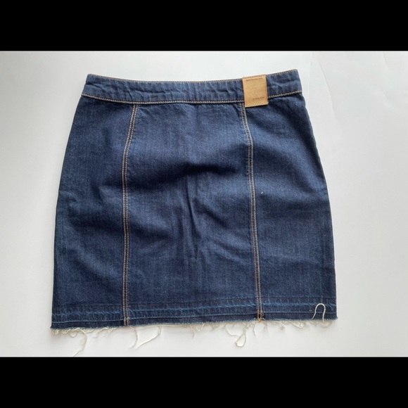 Denim Mini Skirt with Pockets and front buttons - Picture 14 of 16